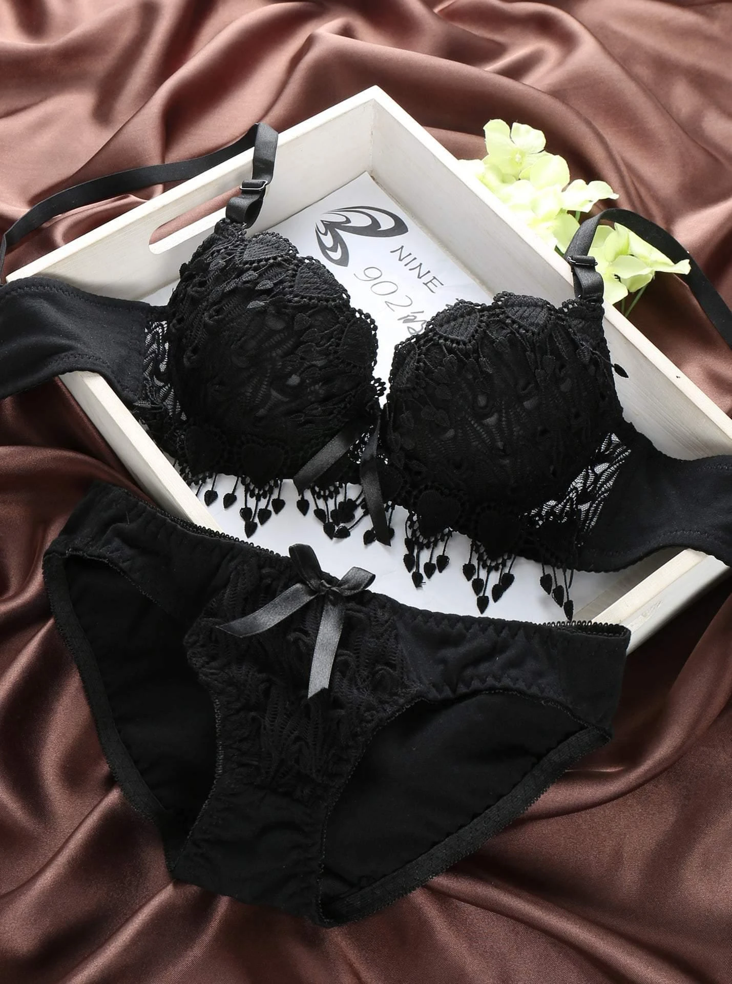 Bra and panty set sexy lace bra pads foam women bra price in Pakistan