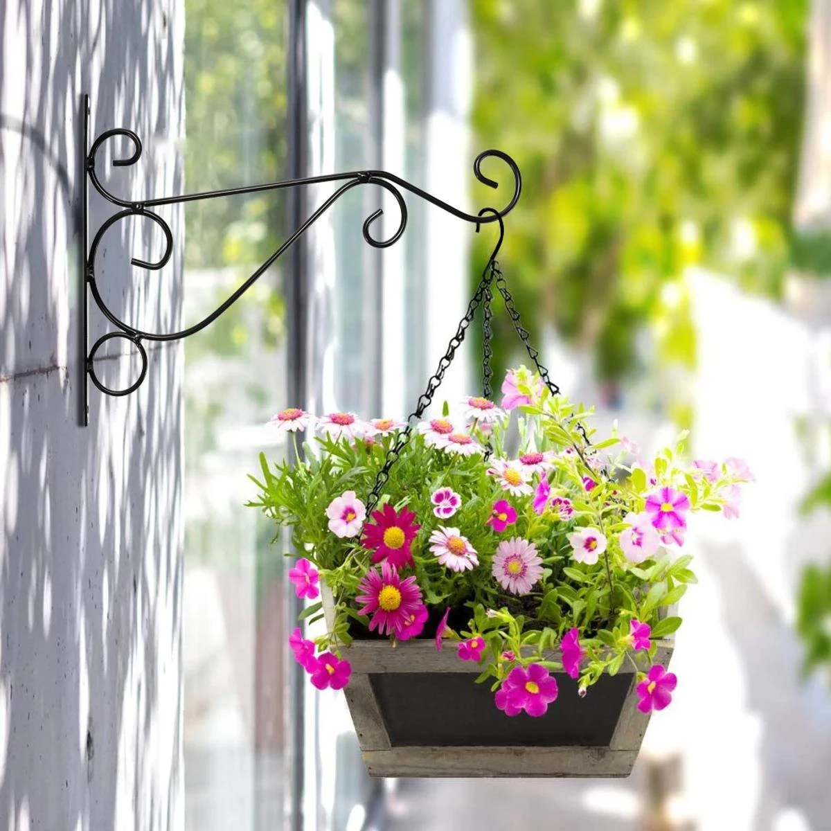 Iron Garden Wall Hanging Stand – Flower Plant Pot Bracket price in Pakistan
