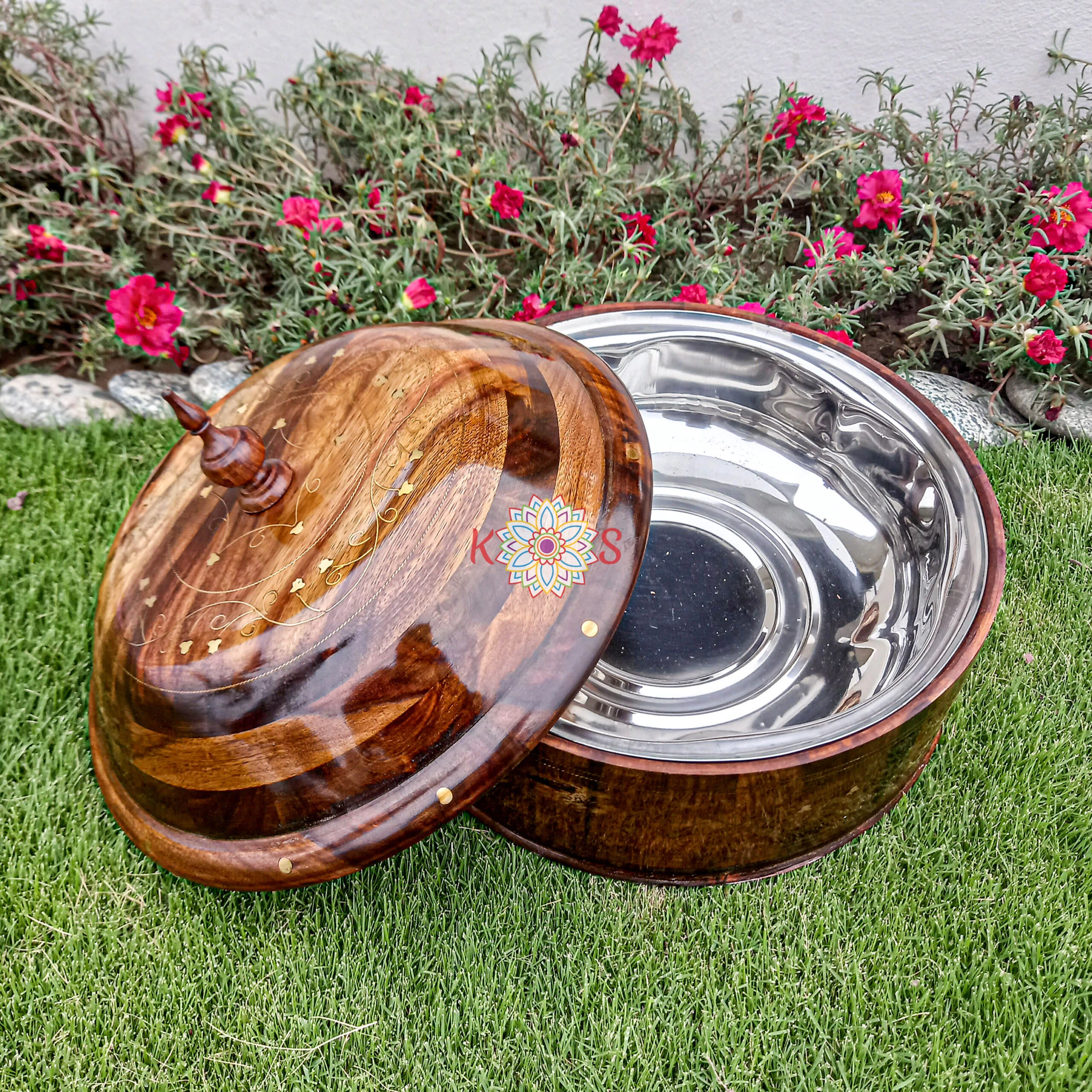 Hot pot  Hotpot With Steel Bowl and Brass Work price in Pakistan