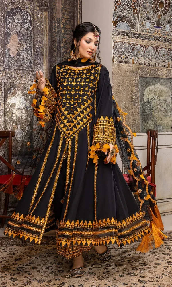 Maria B. – 3PC Dhanak Heavy Embroidered Shirt With Dhanak Embroidered Dupatta price in Pakistan