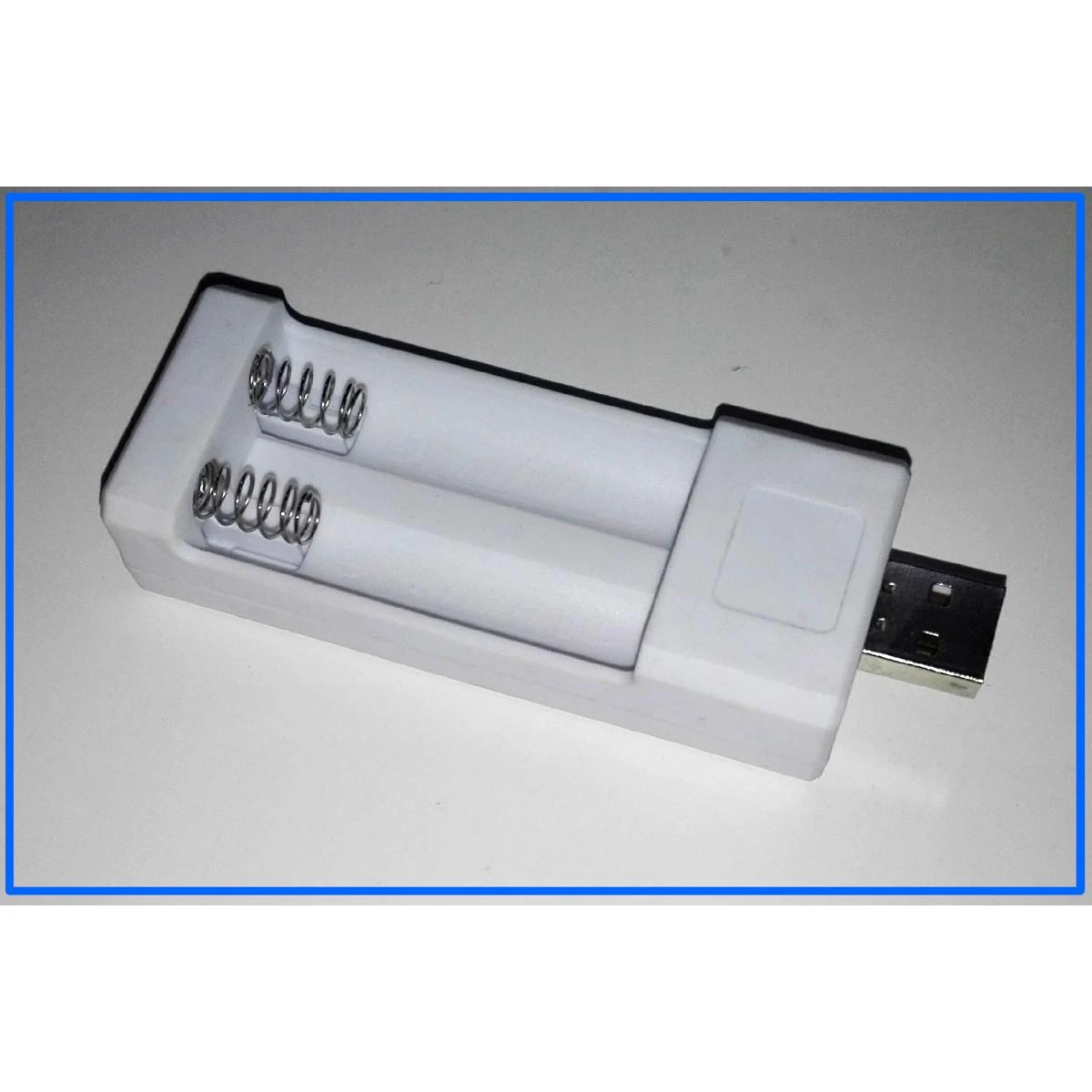 2 in 1 USB Charger AA & AAA size NiMH NiCd Cells price in Pakistan