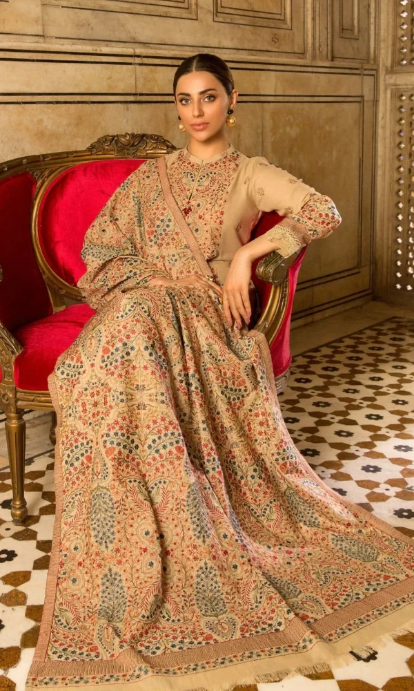 Bareeze-3PC Dhanak Heavy Embroidered Front With Heavy Embroidered Karandhi Shawl price in Pakistan
