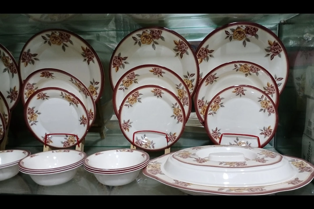 87 Pieces – Melamine Plastic Dinner Set For 8 Person Service price in Pakistan