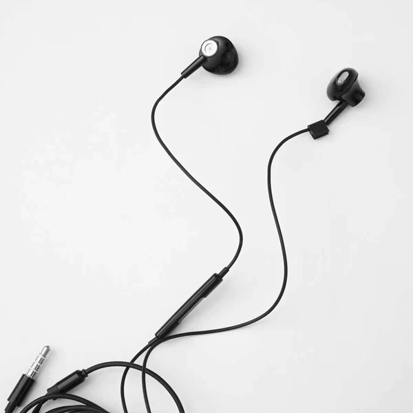 DIVI FULL BASE TOP QUALITY HANDSFREE price in Pakistan