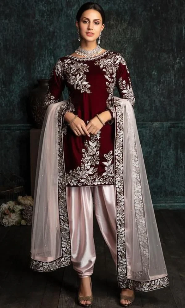 Zainab Chottani – 3PC Velvet Heavy Embroidered Shirt With Embroidered Net Dupatta price in Pakistan